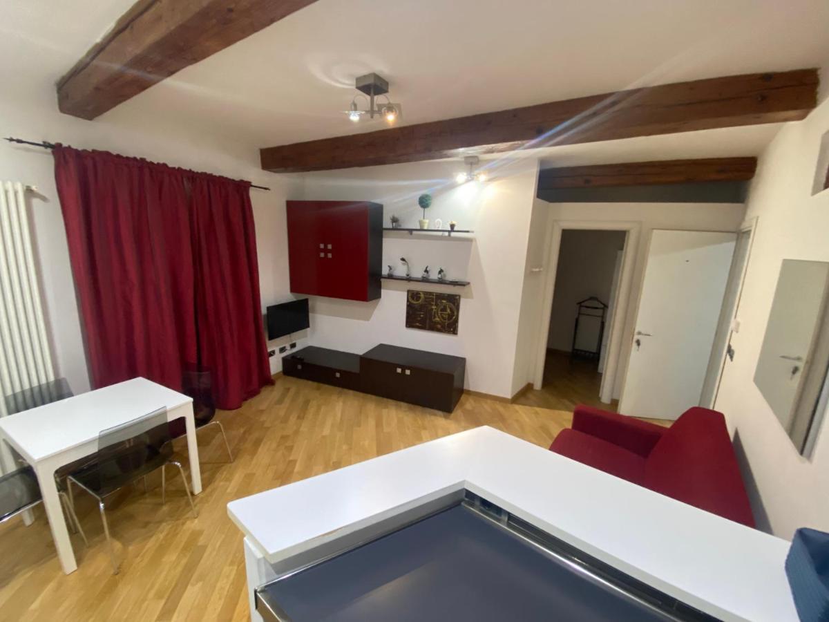 B&B And Home La Piazzetta Della Pioggia Bolonya Dış mekan fotoğraf