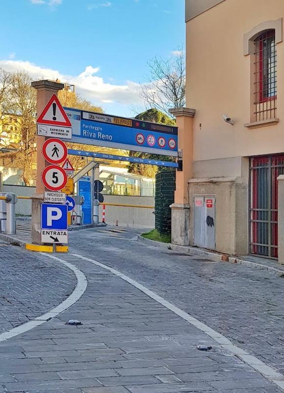 B&B And Home La Piazzetta Della Pioggia Bolonya Dış mekan fotoğraf