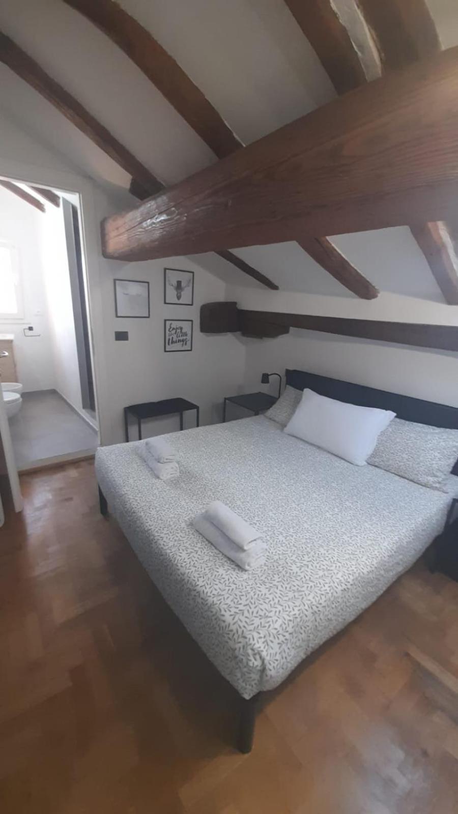 B&B And Home La Piazzetta Della Pioggia Bolonya Dış mekan fotoğraf