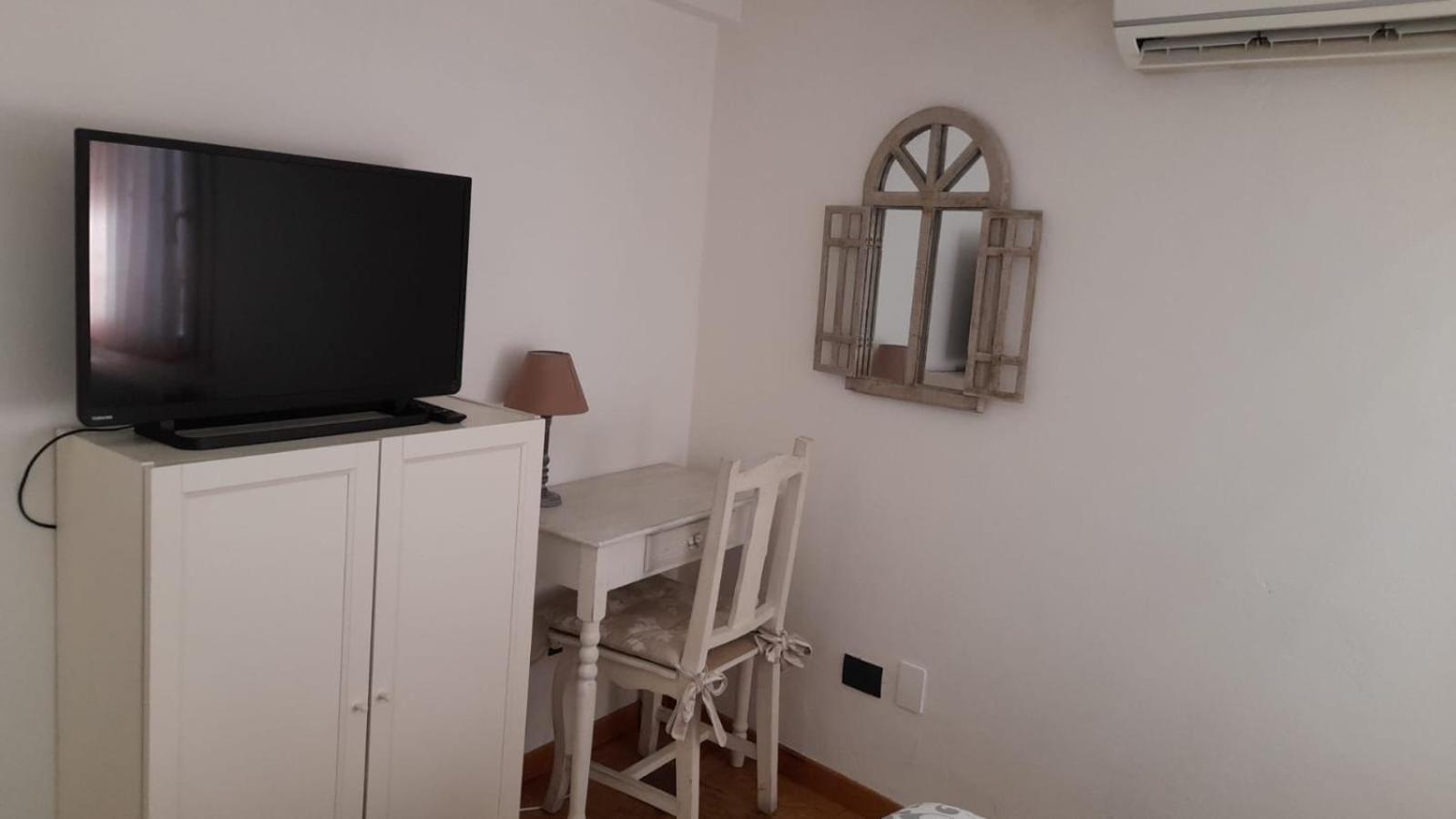B&B And Home La Piazzetta Della Pioggia Bolonya Dış mekan fotoğraf